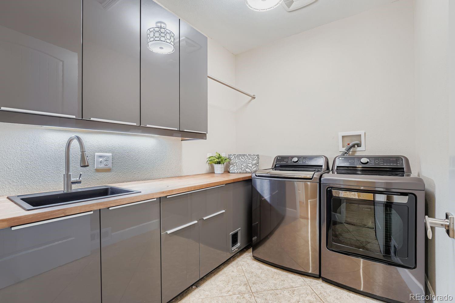 MLS Image #23 for 10973  roxborough park road,littleton, Colorado