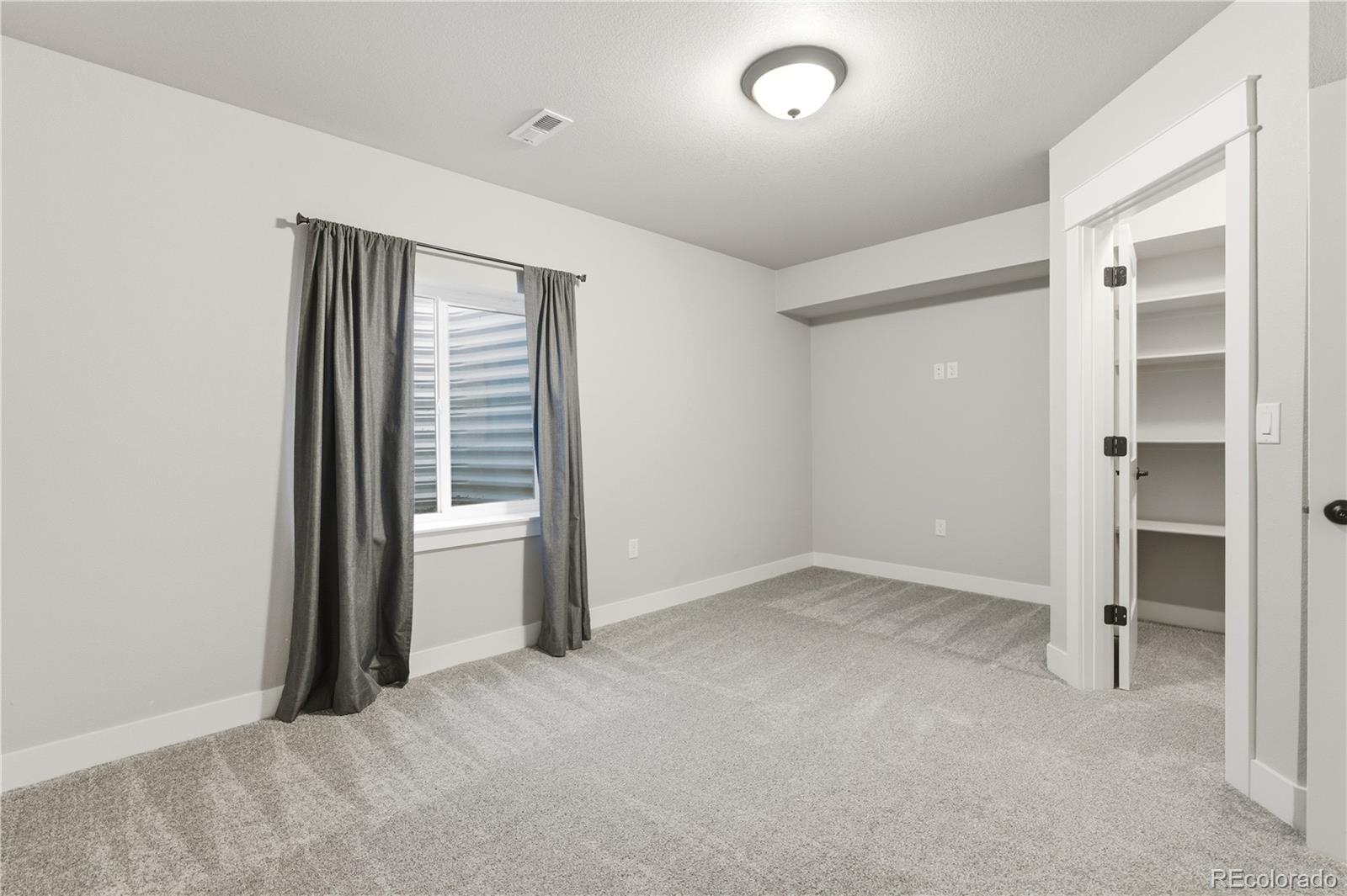 MLS Image #26 for 1908  tidewater lane,windsor, Colorado