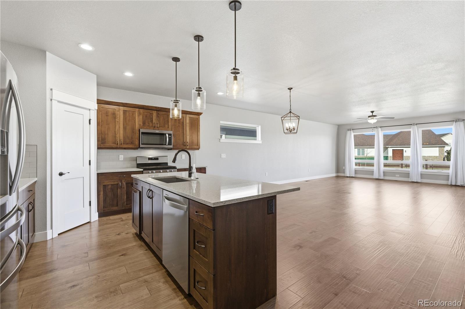 MLS Image #7 for 1908  tidewater lane,windsor, Colorado