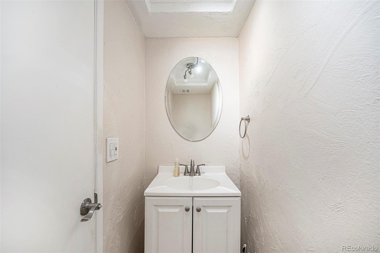 MLS Image #7 for 12662 w virginia avenue ,lakewood, Colorado