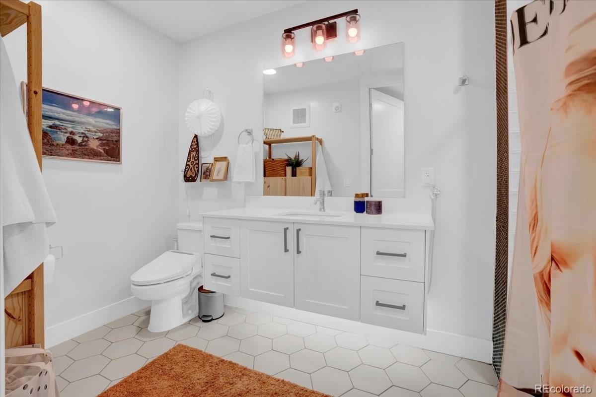 MLS Image #13 for 2876 w 53rd avenue,denver, Colorado