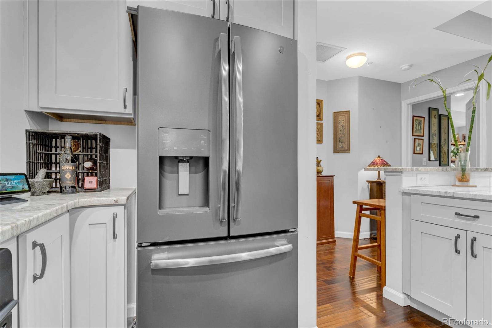 MLS Image #16 for 925 n lincoln street 4g,denver, Colorado