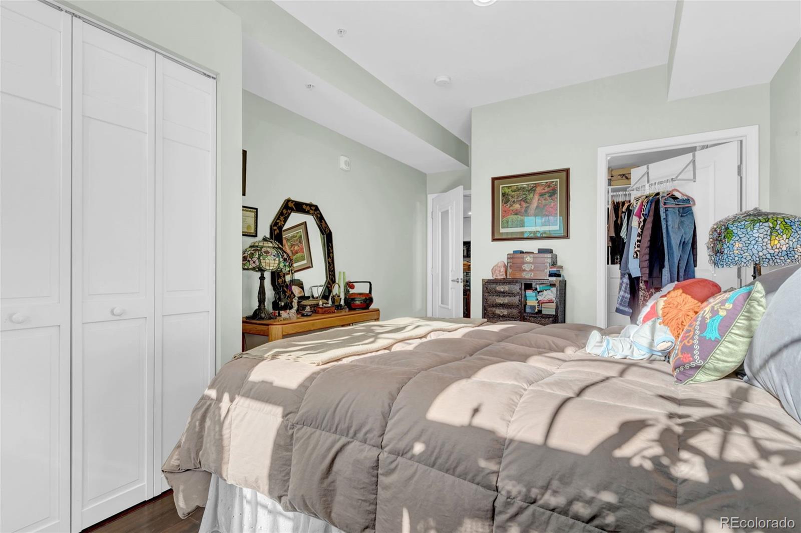 MLS Image #21 for 925 n lincoln street 4g,denver, Colorado