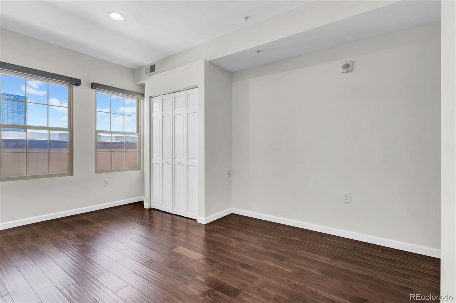 MLS Image #6 for 925 n lincoln street 4g,denver, Colorado