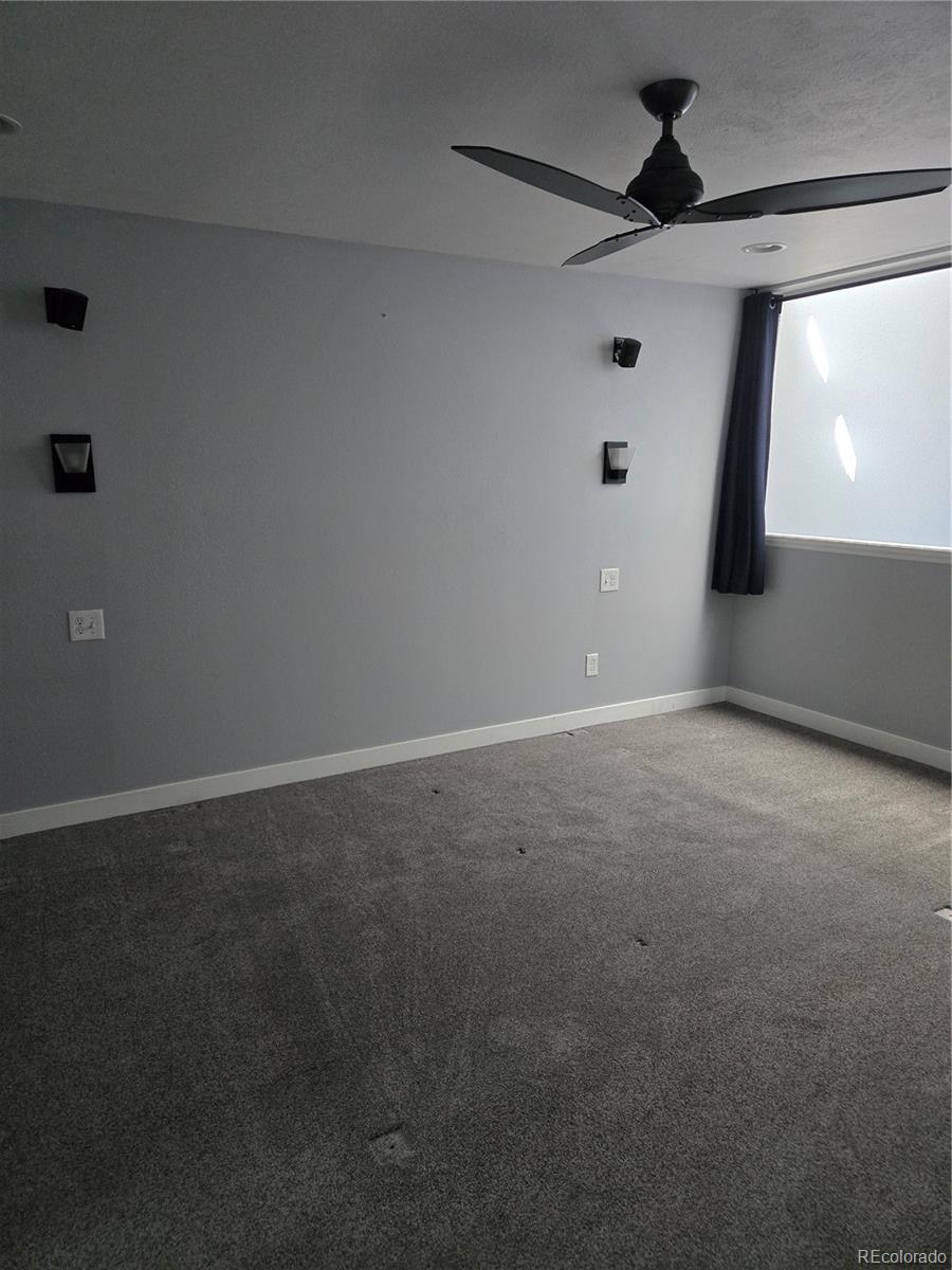 MLS Image #11 for 1050 s monaco parkway,denver, Colorado