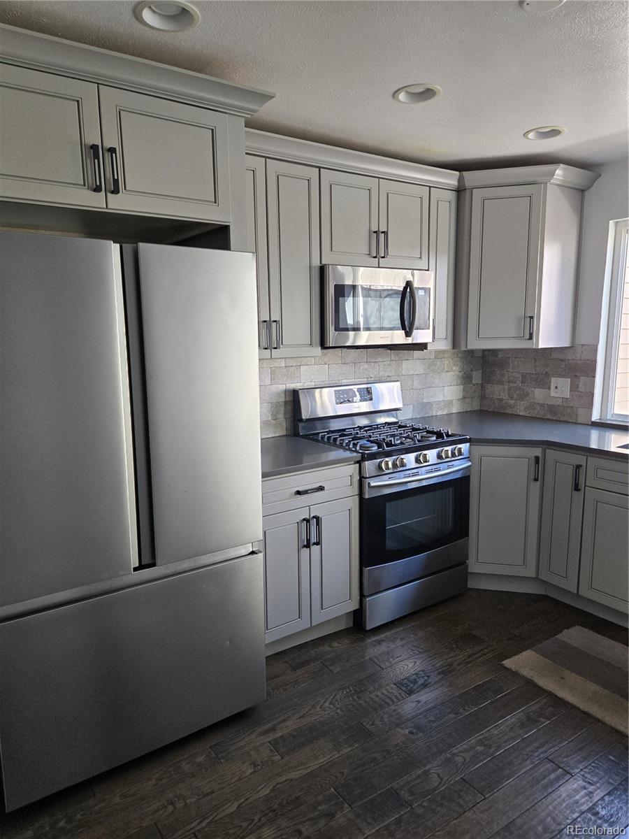 MLS Image #8 for 1050 s monaco parkway,denver, Colorado