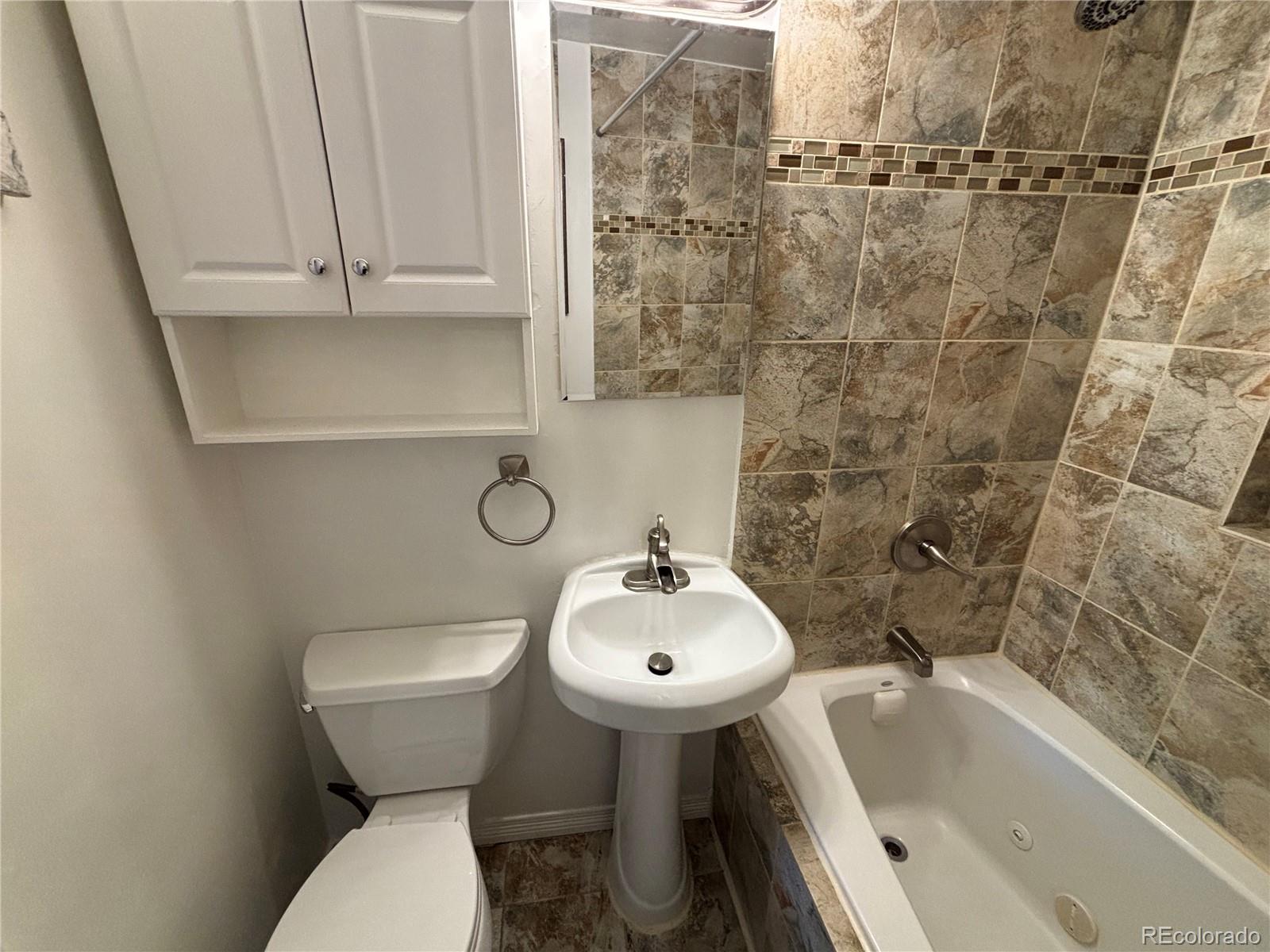 MLS Image #19 for 695 s bryant street,denver, Colorado