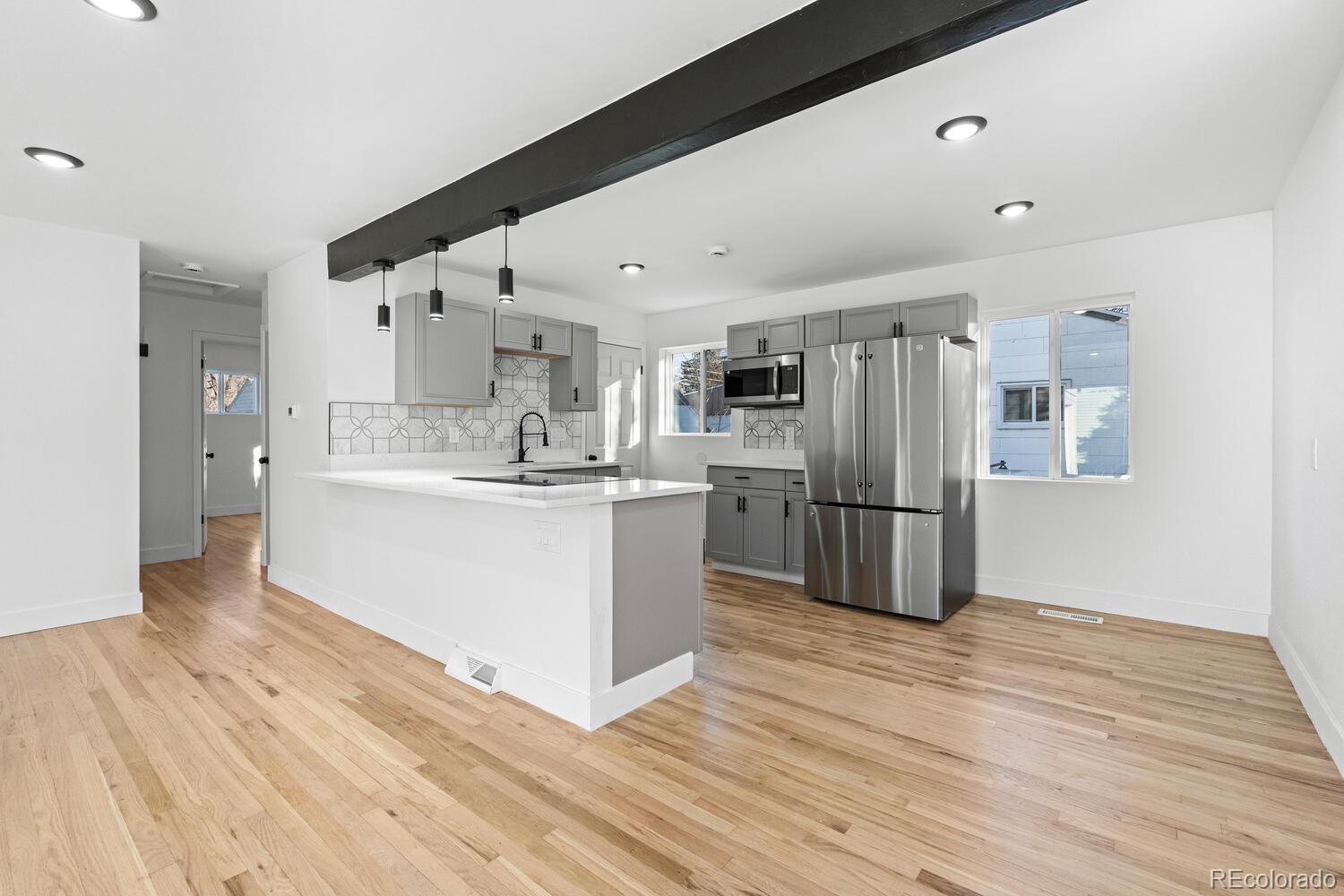 MLS Image #10 for 4701 e jewell avenue,denver, Colorado