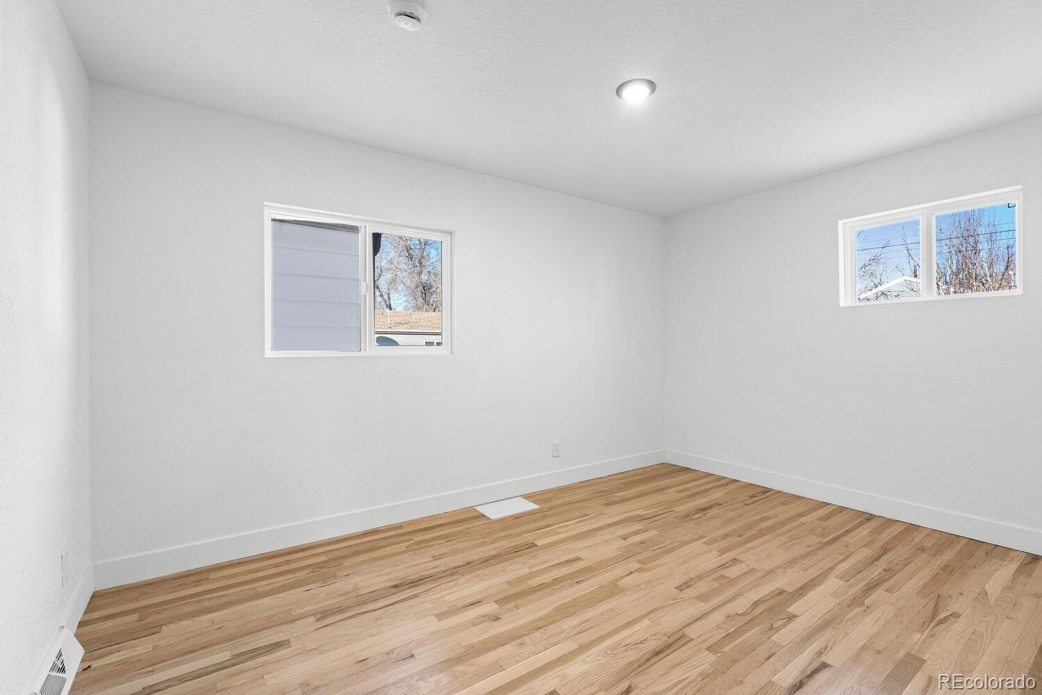MLS Image #12 for 4701 e jewell avenue,denver, Colorado