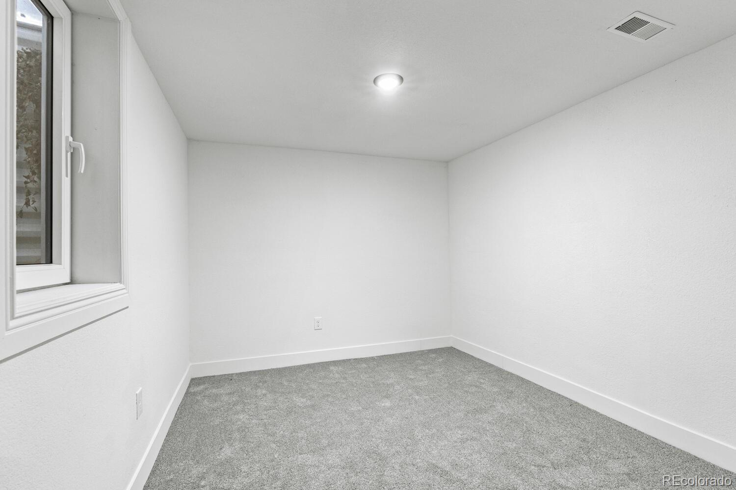 MLS Image #20 for 4701 e jewell avenue,denver, Colorado