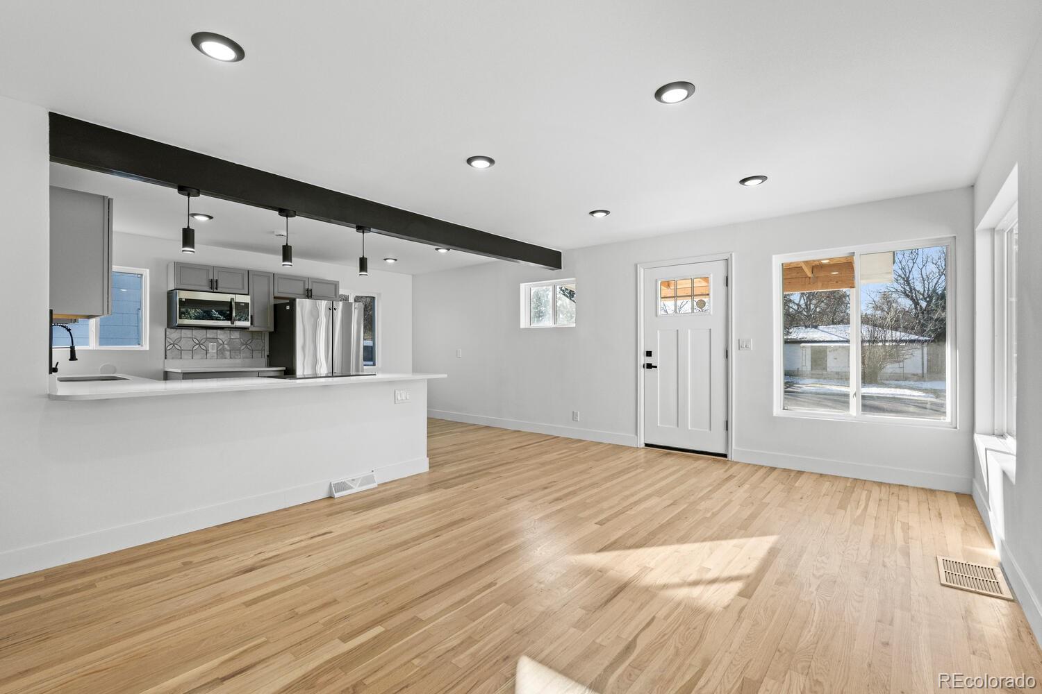 MLS Image #4 for 4701 e jewell avenue,denver, Colorado