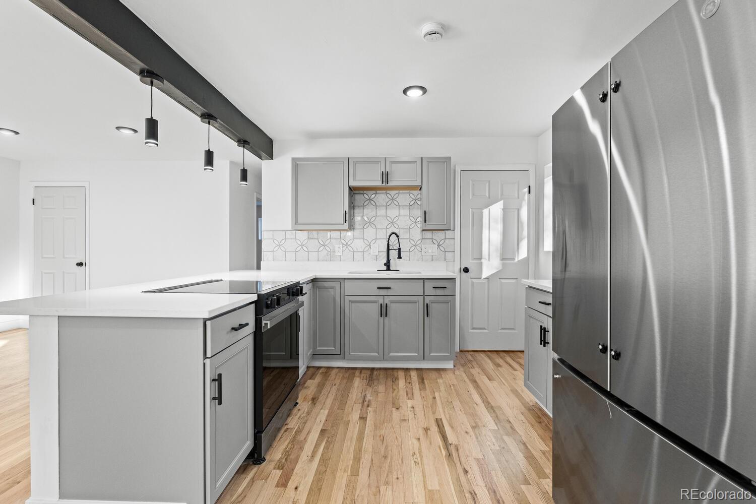MLS Image #5 for 4701 e jewell avenue,denver, Colorado