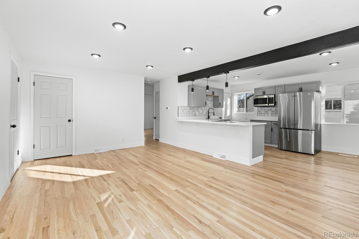 MLS Image #9 for 4701 e jewell avenue,denver, Colorado