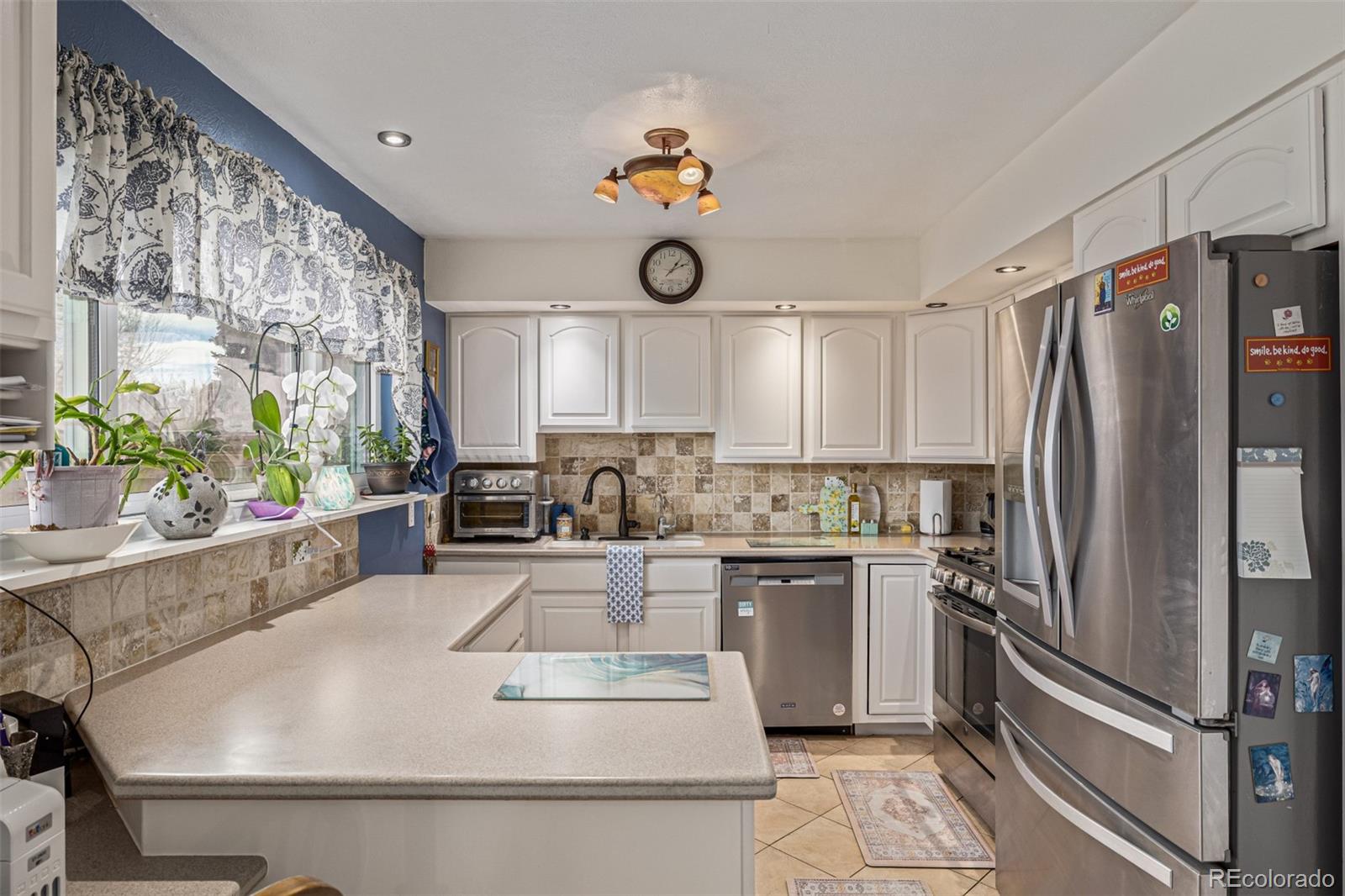 MLS Image #10 for 4233 e maplewood way,centennial, Colorado