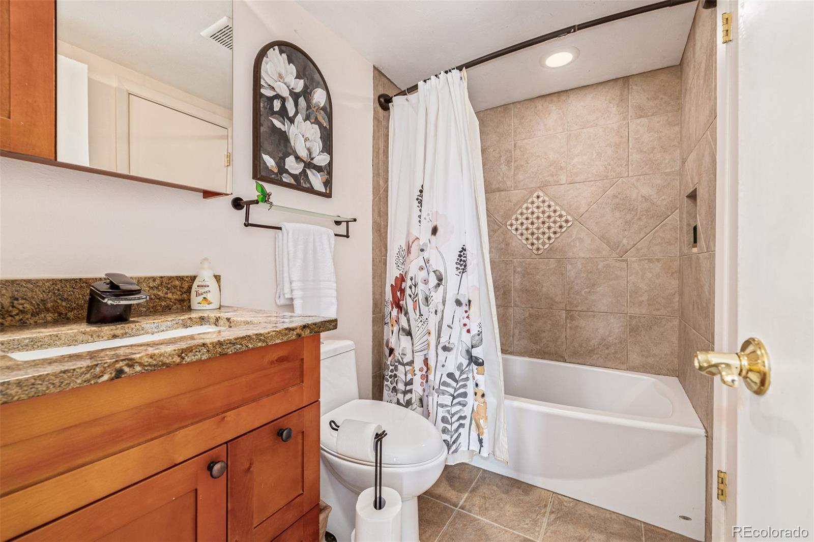 MLS Image #21 for 4233 e maplewood way,centennial, Colorado
