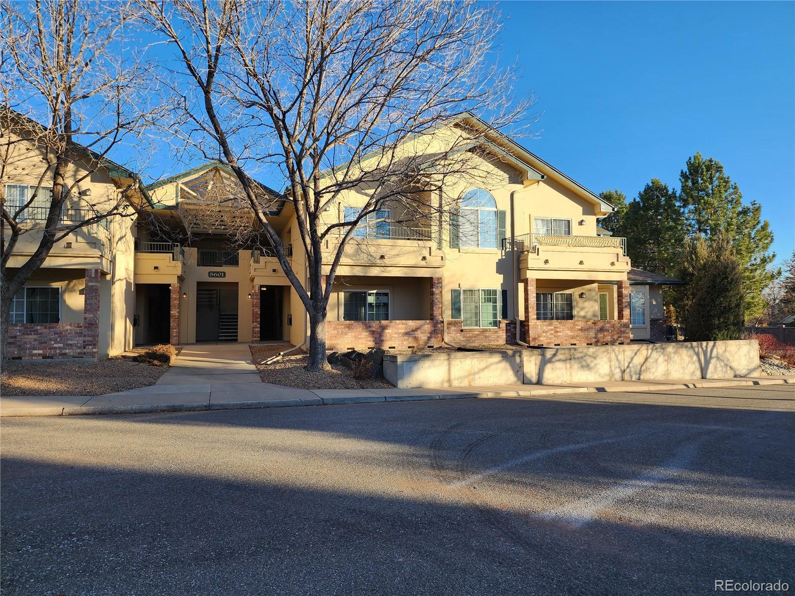 MLS Image #0 for 8601 e dry creek road,centennial, Colorado