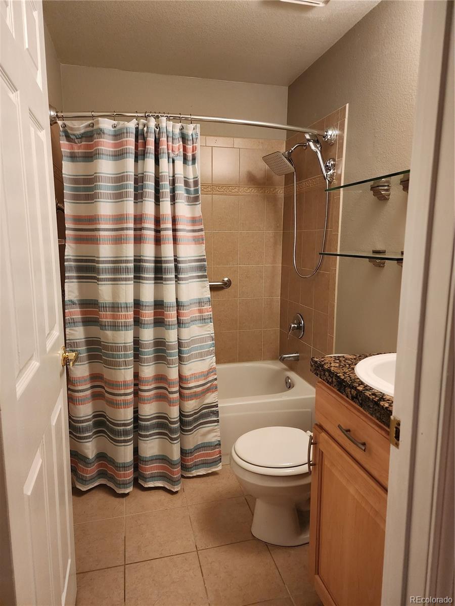 MLS Image #16 for 8601 e dry creek road,centennial, Colorado
