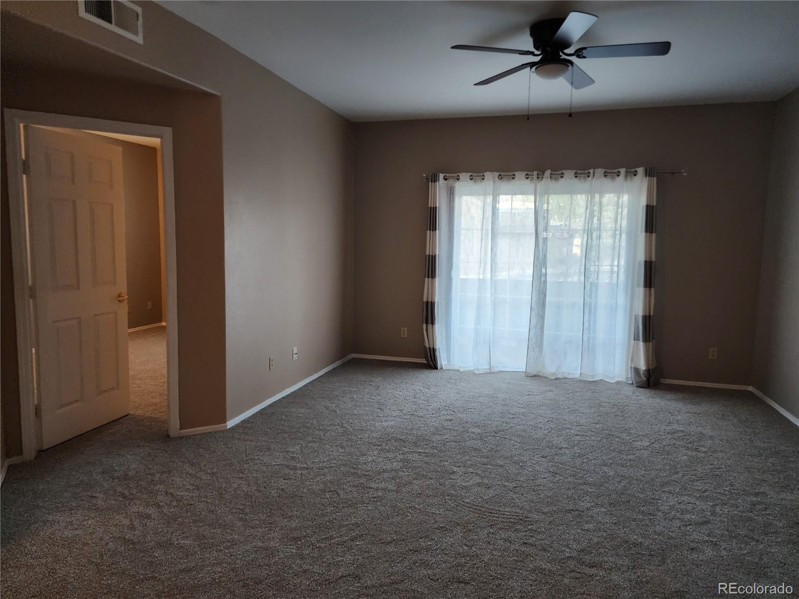 MLS Image #6 for 8601 e dry creek road,centennial, Colorado