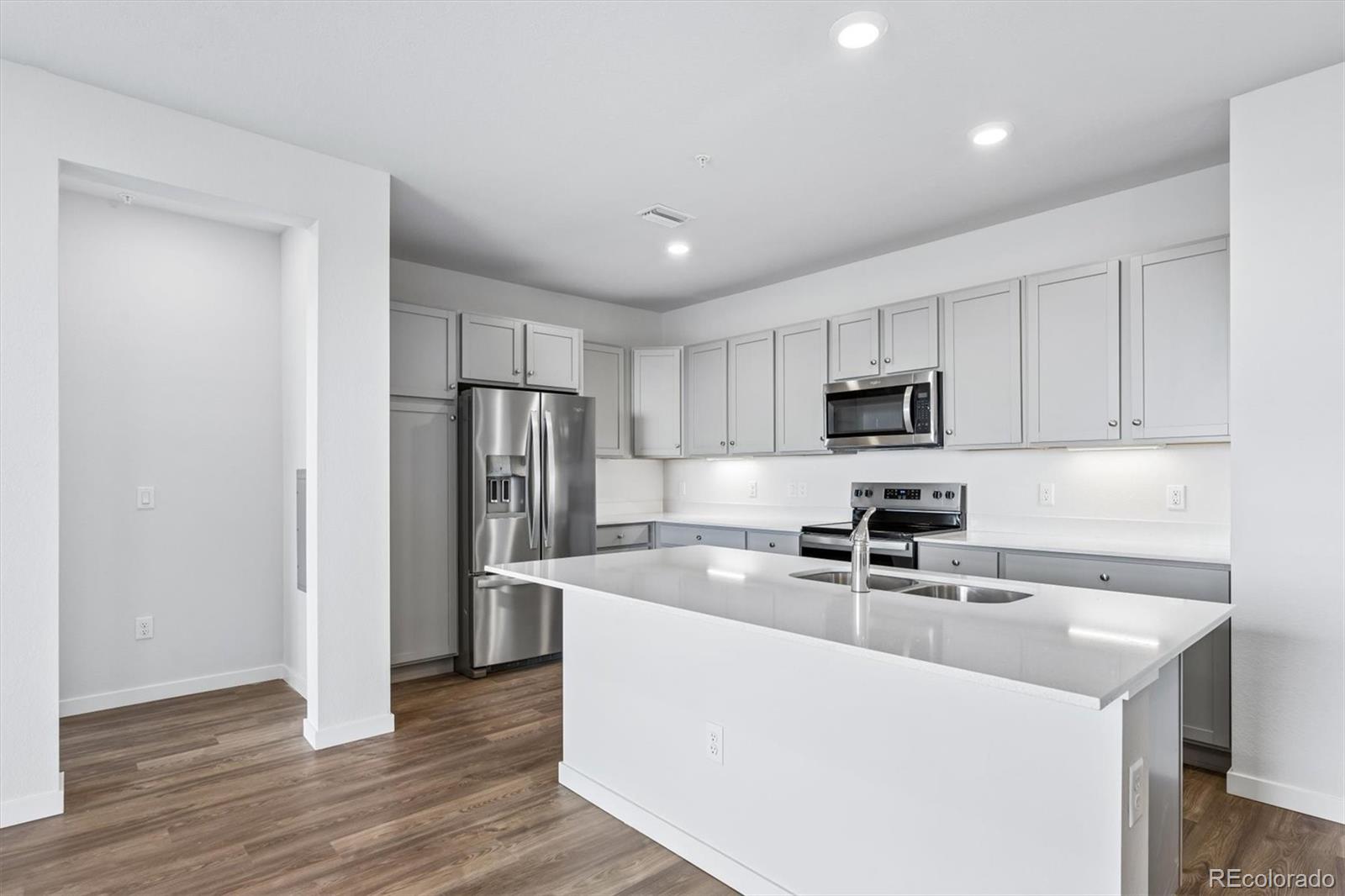 MLS Image #4 for 485  interlocken boulevard,broomfield, Colorado