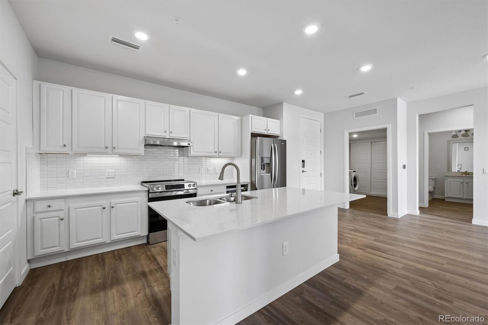 MLS Image #4 for 485  interlocken boulevard,broomfield, Colorado