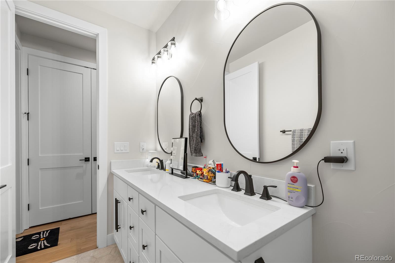 MLS Image #22 for 3495  lipan street ,denver, Colorado
