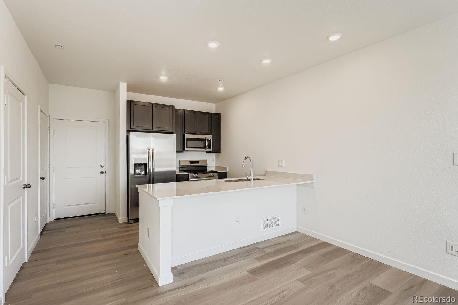 MLS Image #4 for 7634 s cherokee trail,centennial, Colorado
