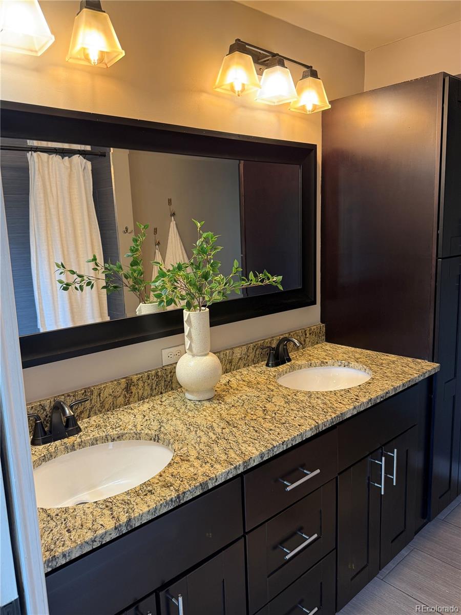MLS Image #10 for 8407 e lehigh drive,denver, Colorado
