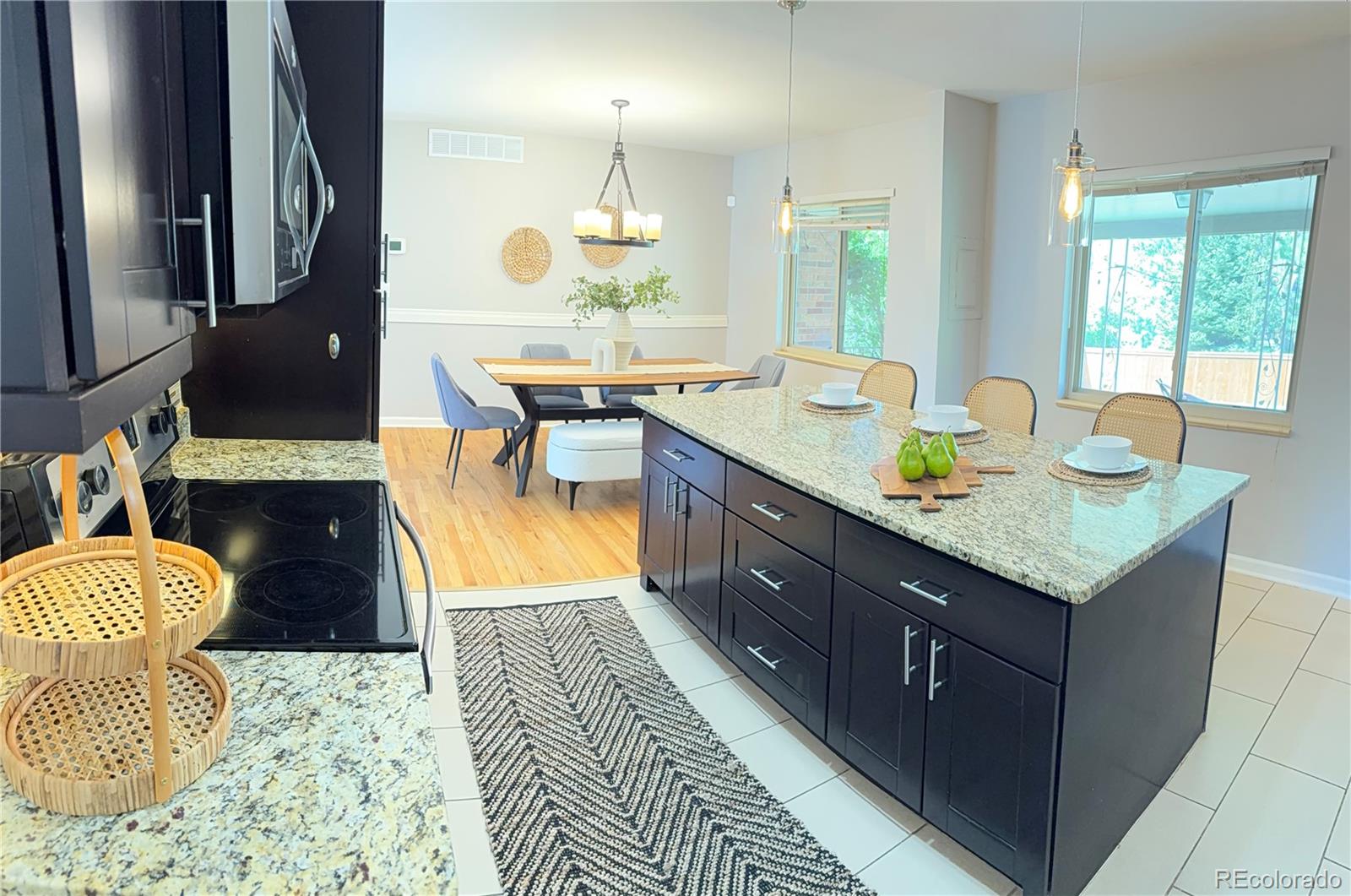 MLS Image #5 for 8407 e lehigh drive,denver, Colorado
