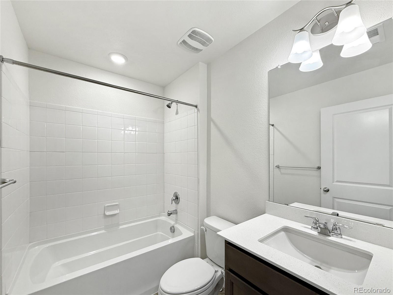 MLS Image #18 for 21885 e 9th place,aurora, Colorado