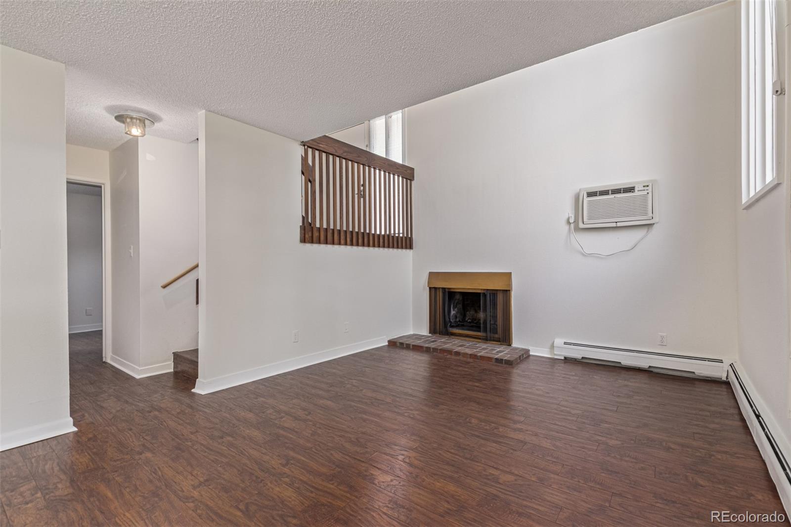 MLS Image #13 for 6455 e bates avenue,denver, Colorado