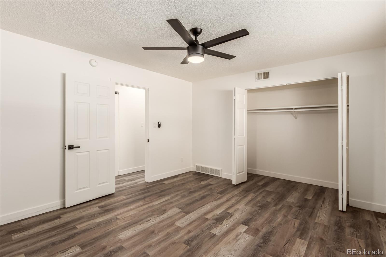 MLS Image #12 for 50 e highline circle,centennial, Colorado
