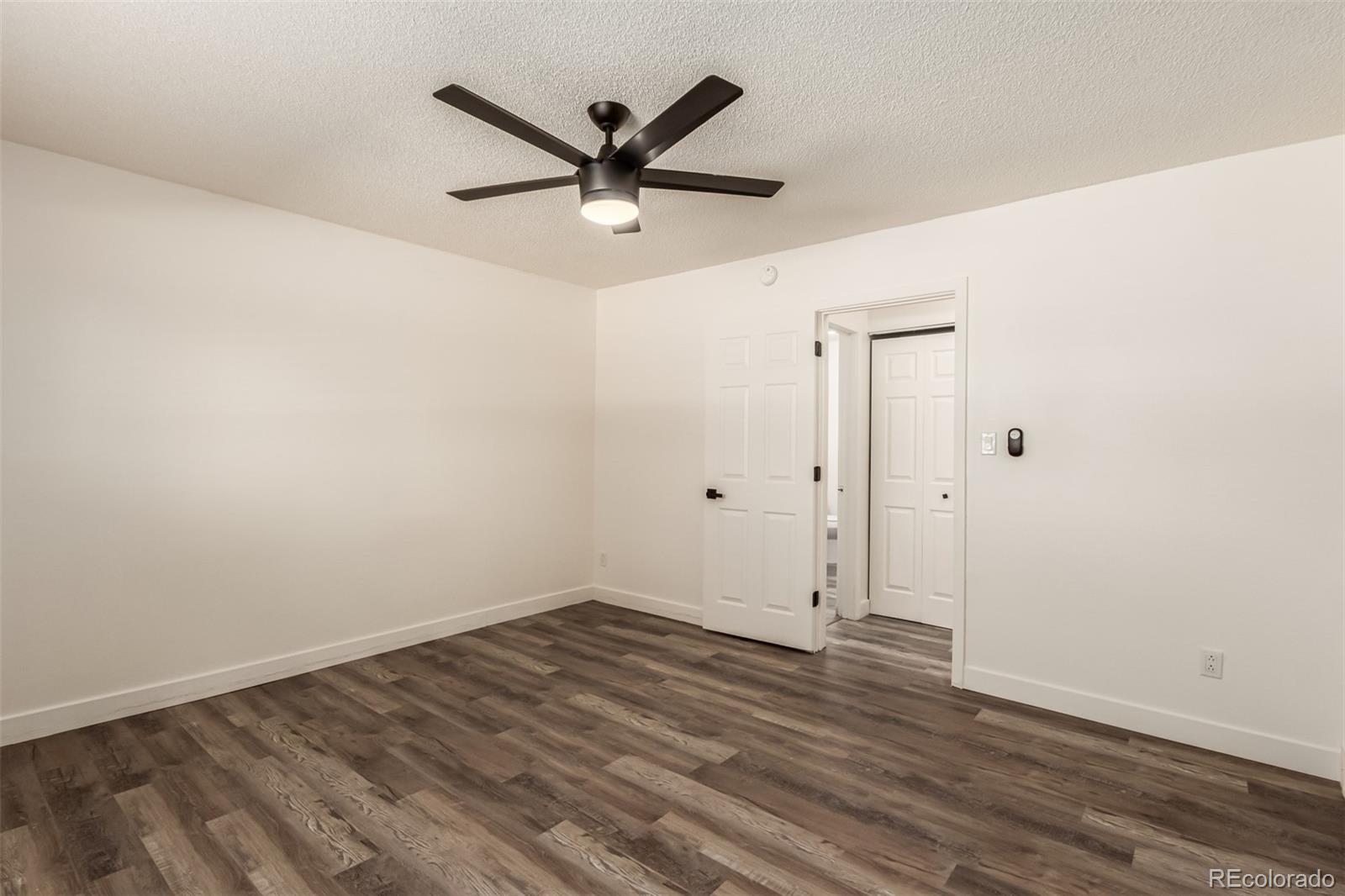 MLS Image #14 for 50 e highline circle,centennial, Colorado
