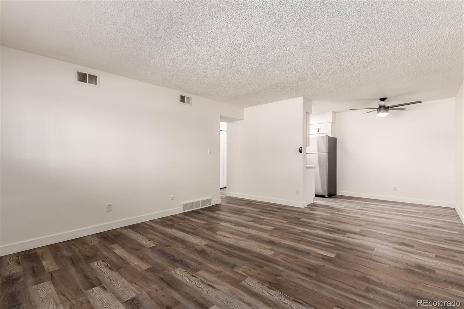 MLS Image #7 for 50 e highline circle,centennial, Colorado