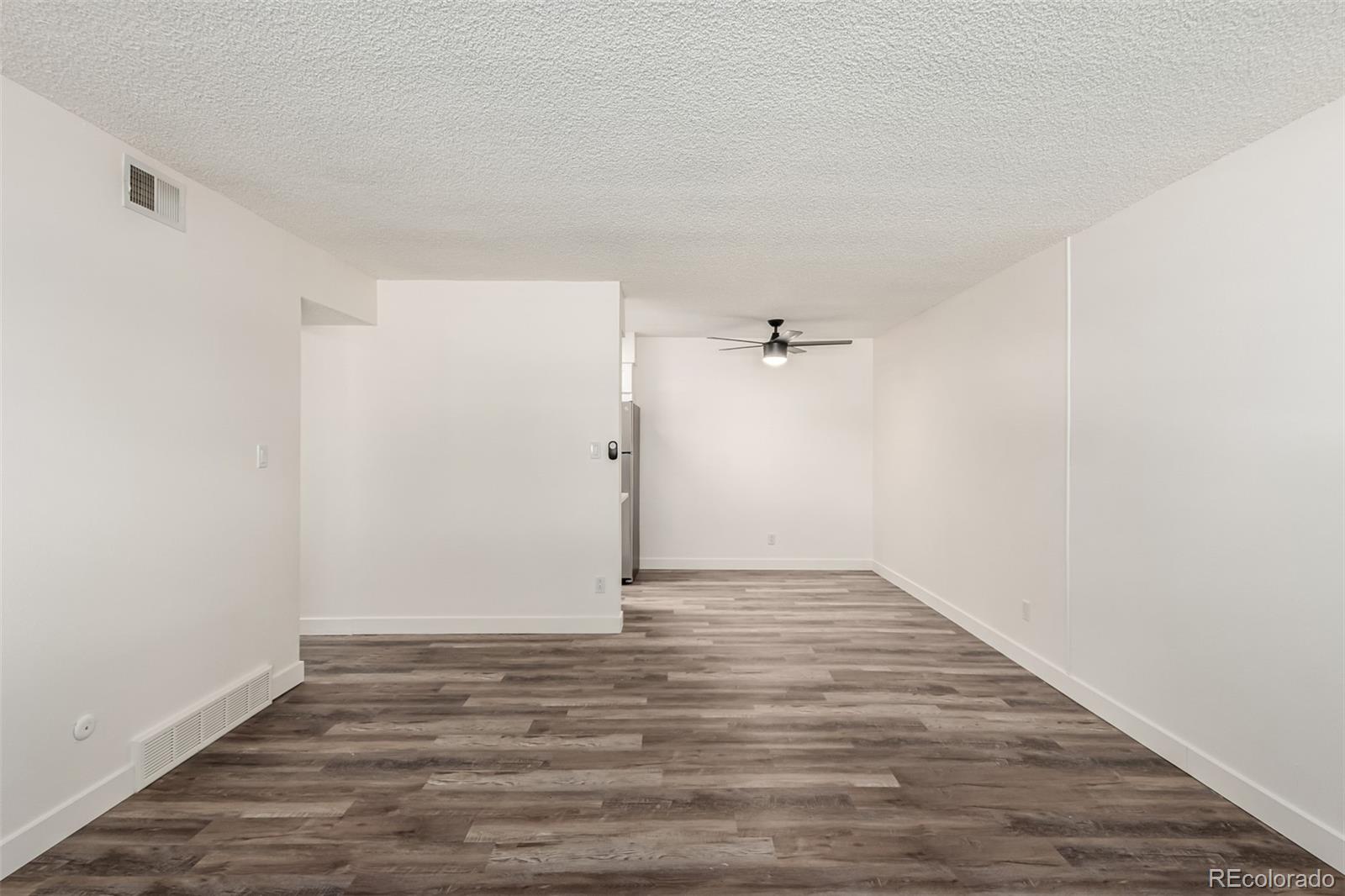 MLS Image #9 for 50 e highline circle,centennial, Colorado