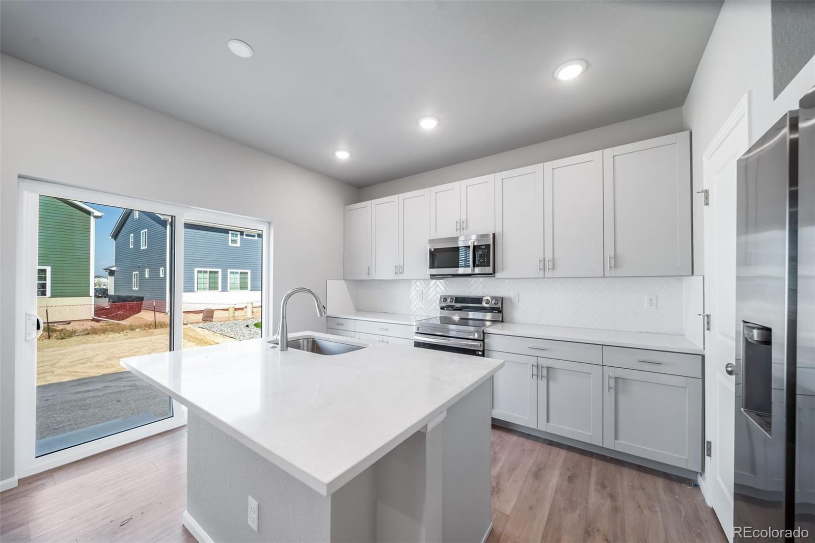MLS Image #4 for 3880 n tempe street,aurora, Colorado