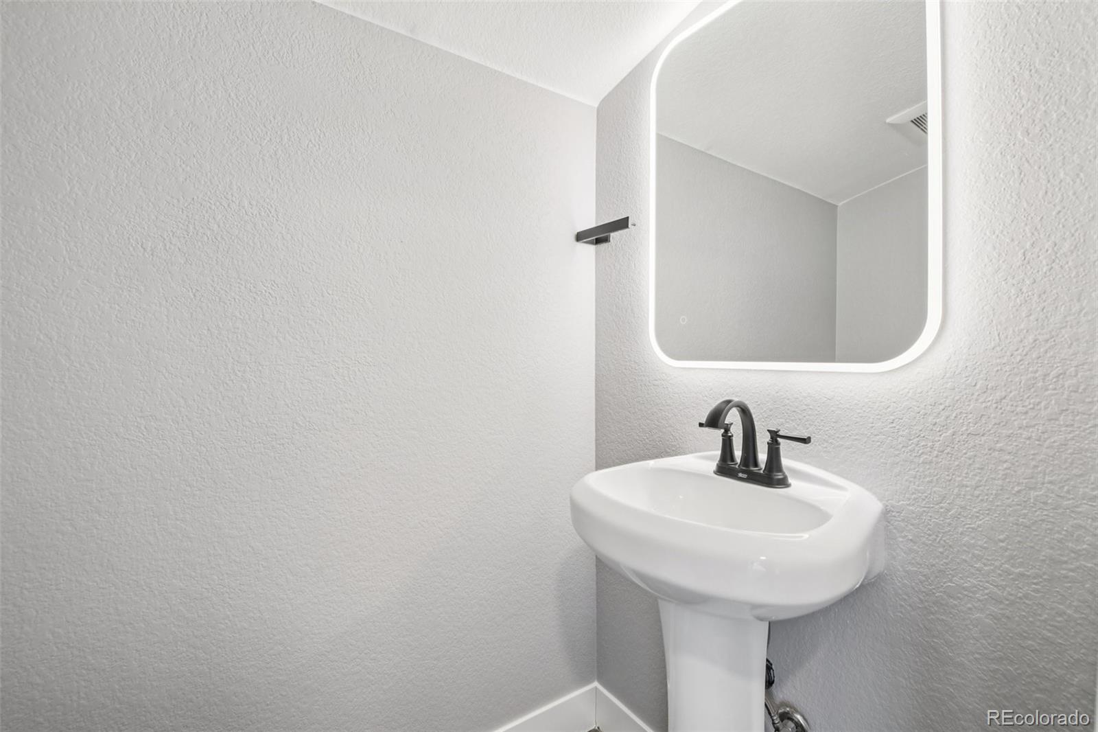 MLS Image #15 for 2921  sheridan boulevard,wheat ridge, Colorado
