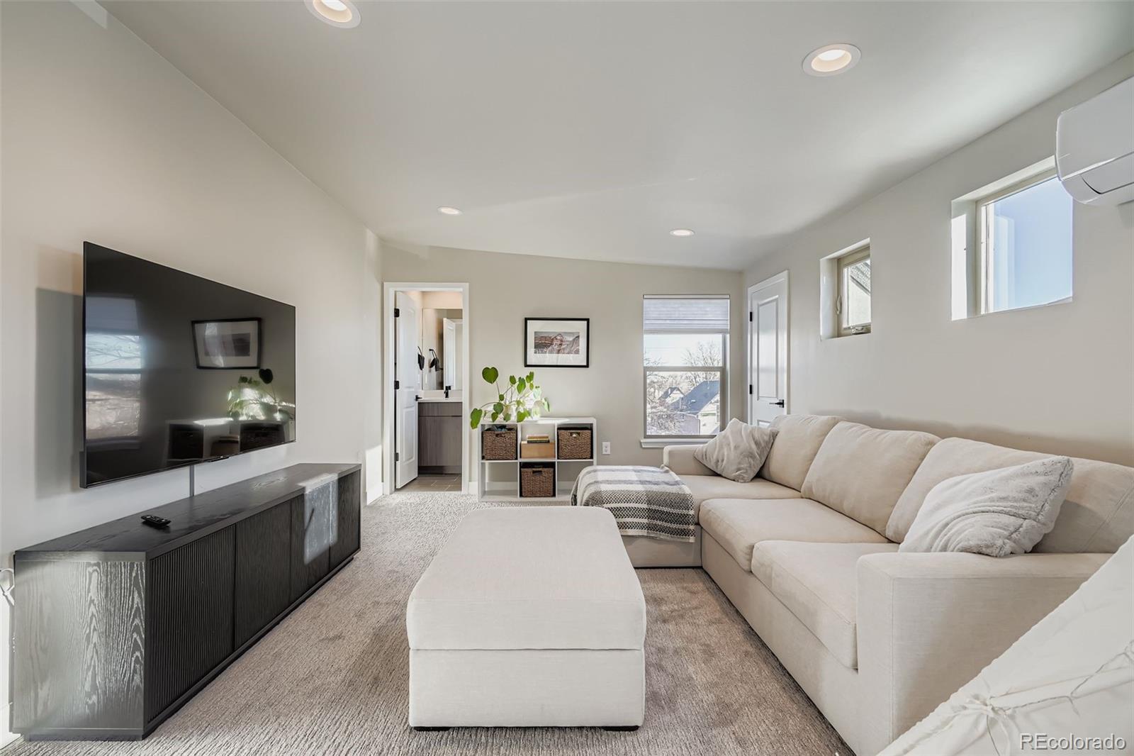 MLS Image #23 for 4144  wyandot street,denver, Colorado
