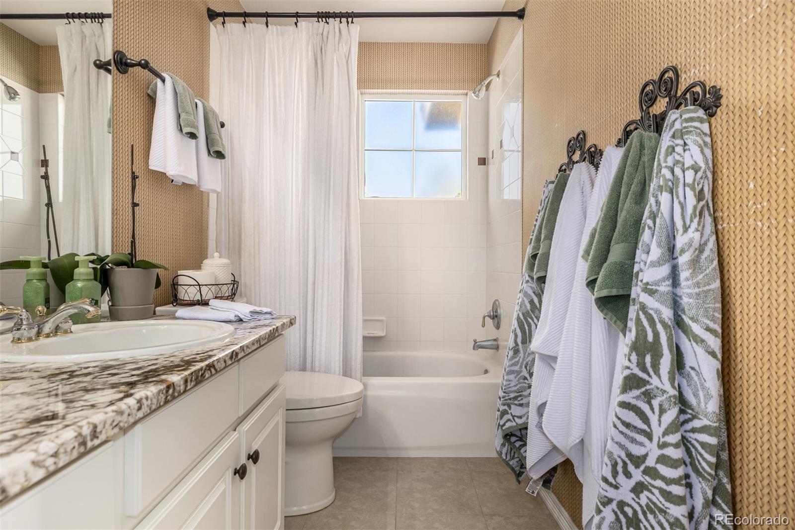 MLS Image #28 for 21916 e costilla drive,aurora, Colorado