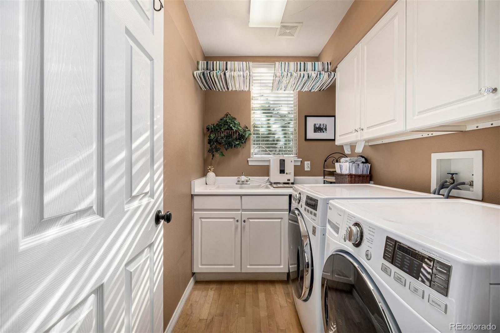 MLS Image #37 for 21916 e costilla drive,aurora, Colorado