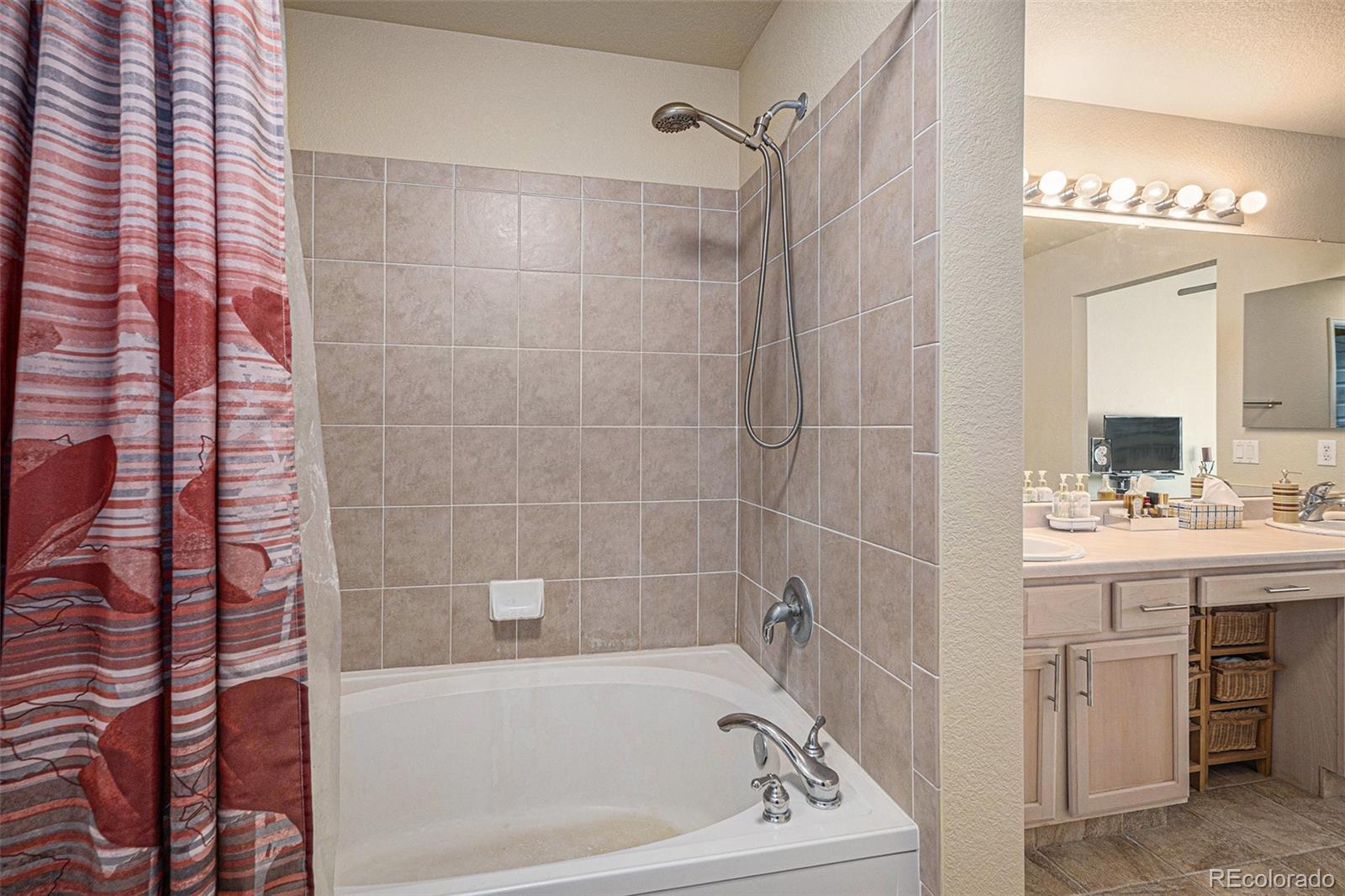 MLS Image #17 for 7844 s zante court,aurora, Colorado