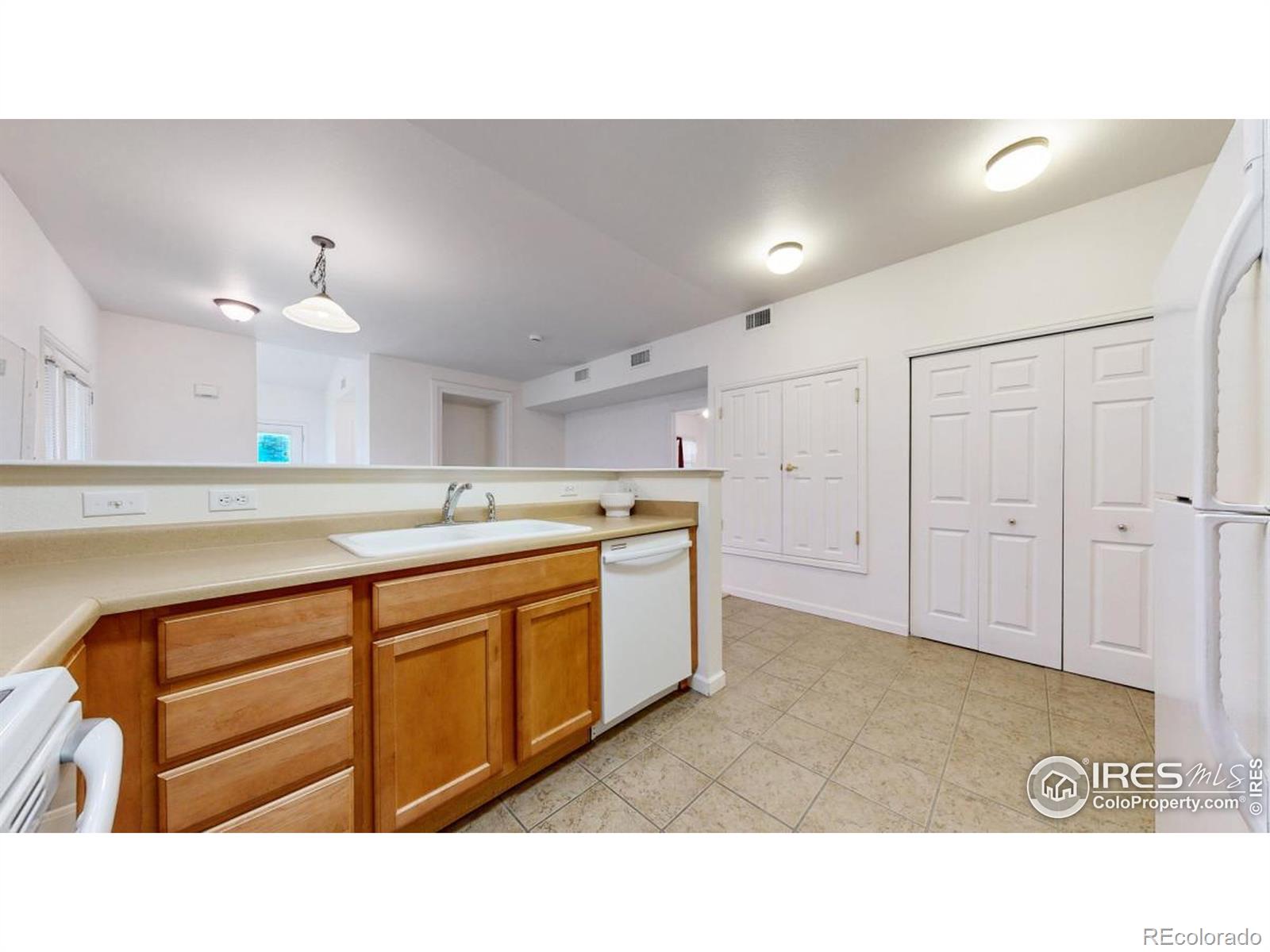 MLS Image #10 for 902  lucca drive,evans, Colorado