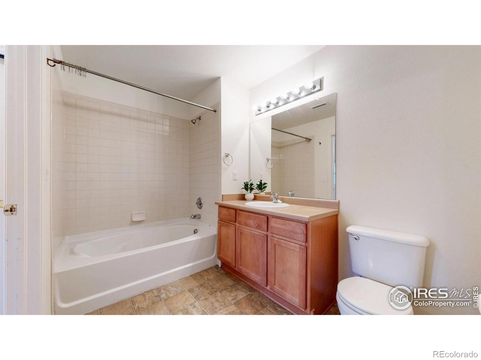 MLS Image #17 for 902  lucca drive,evans, Colorado