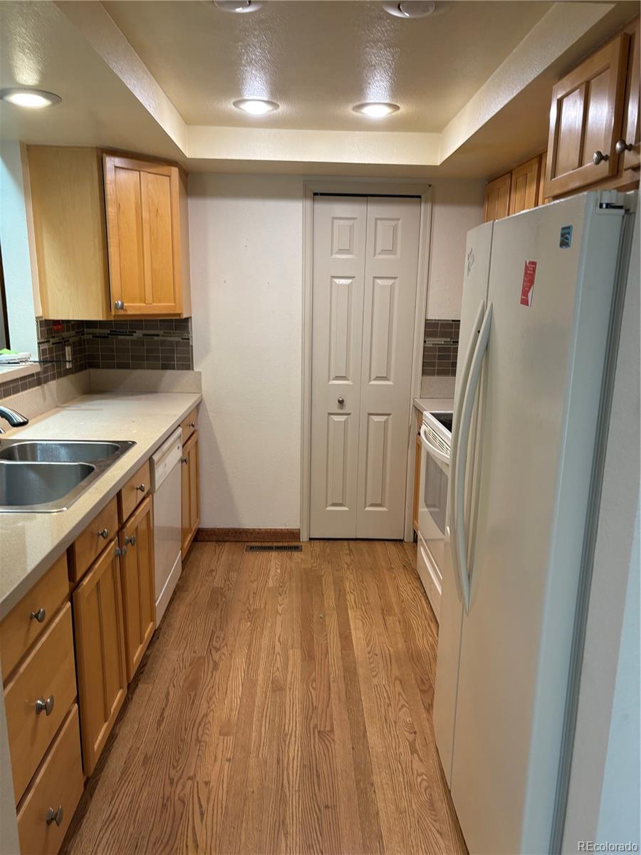 MLS Image #4 for 4245 s granby way c,aurora, Colorado