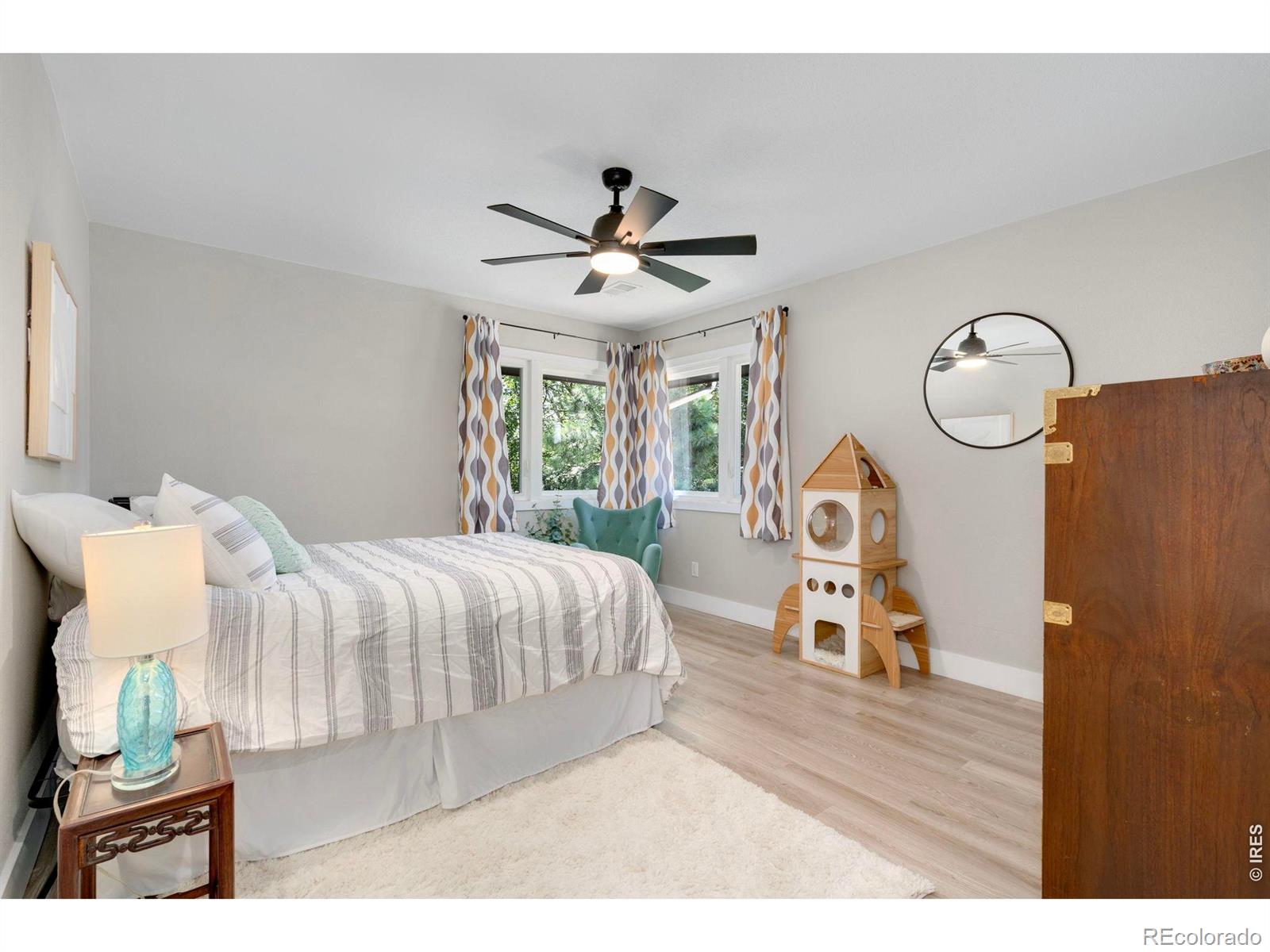 MLS Image #13 for 1304  pine street,loveland, Colorado