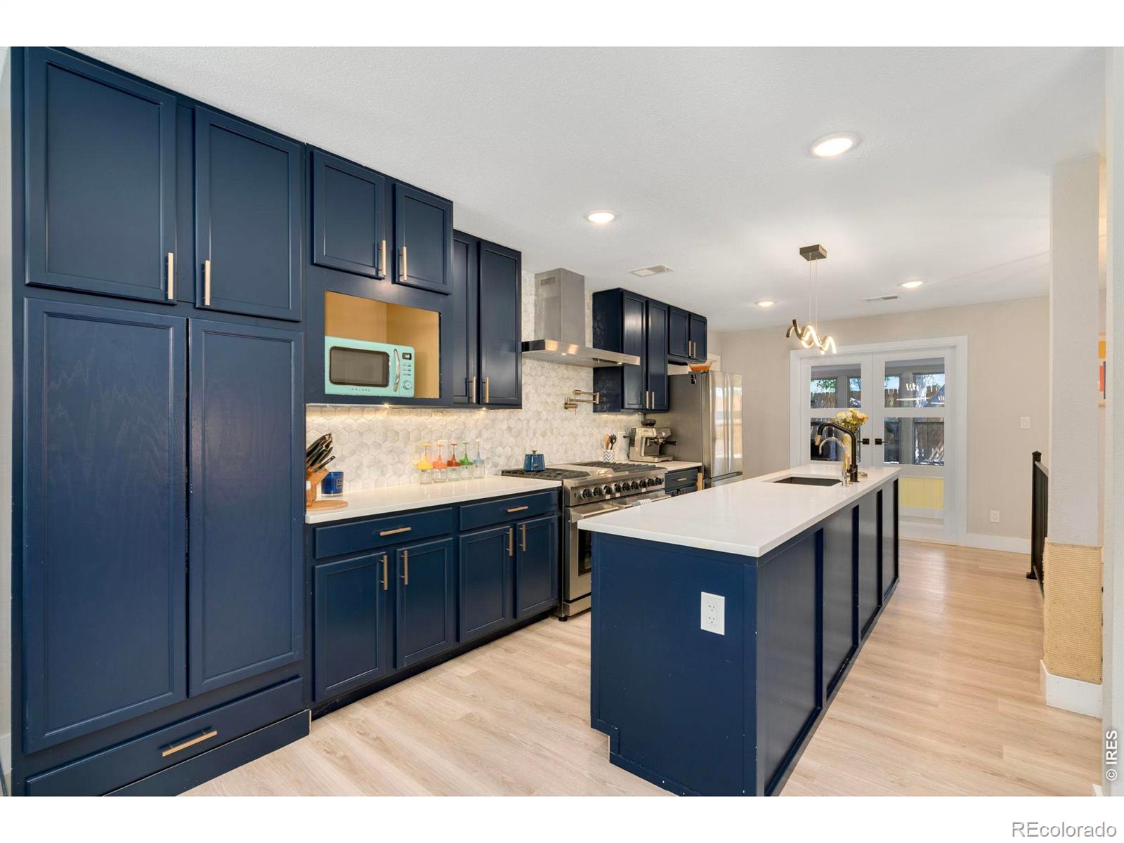MLS Image #7 for 1304  pine street,loveland, Colorado