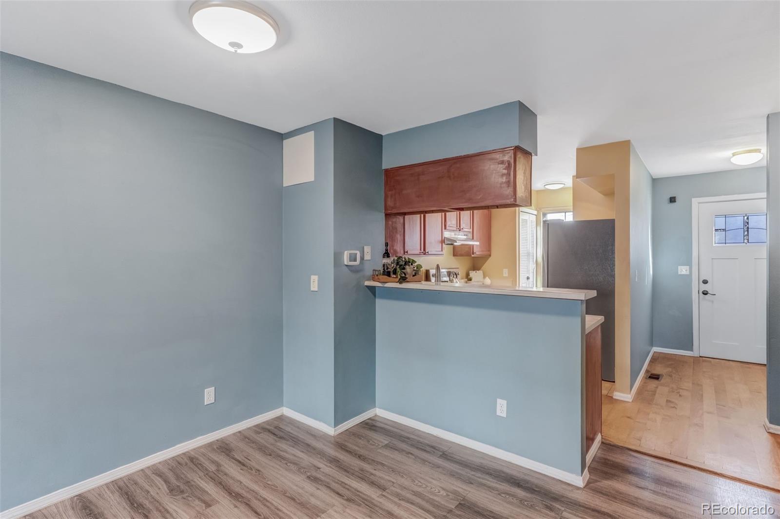 MLS Image #5 for 10142 w dartmouth avenue,lakewood, Colorado
