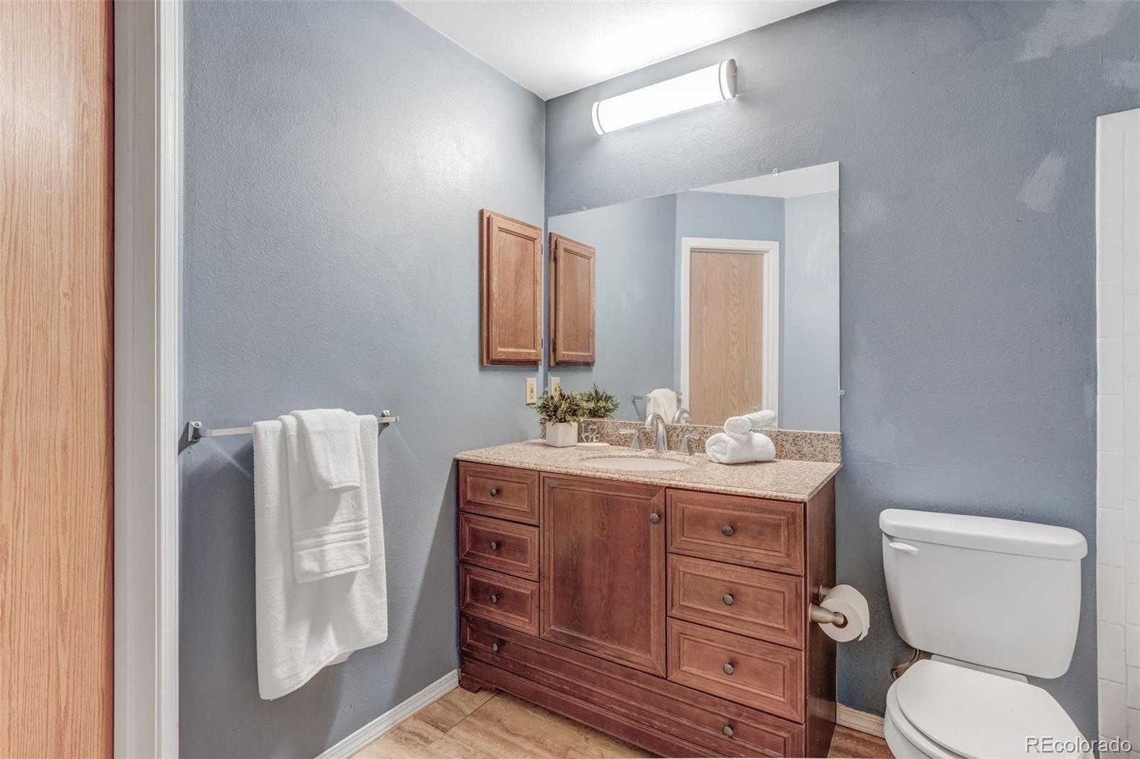 MLS Image #9 for 10142 w dartmouth avenue,lakewood, Colorado