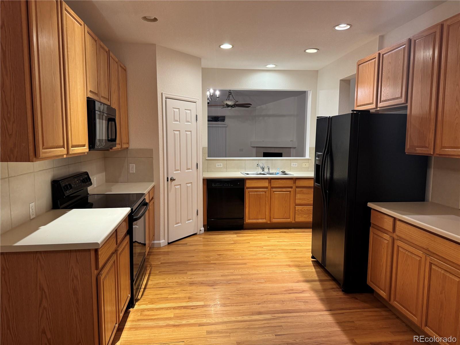 MLS Image #3 for 12218  adams street,thornton, Colorado