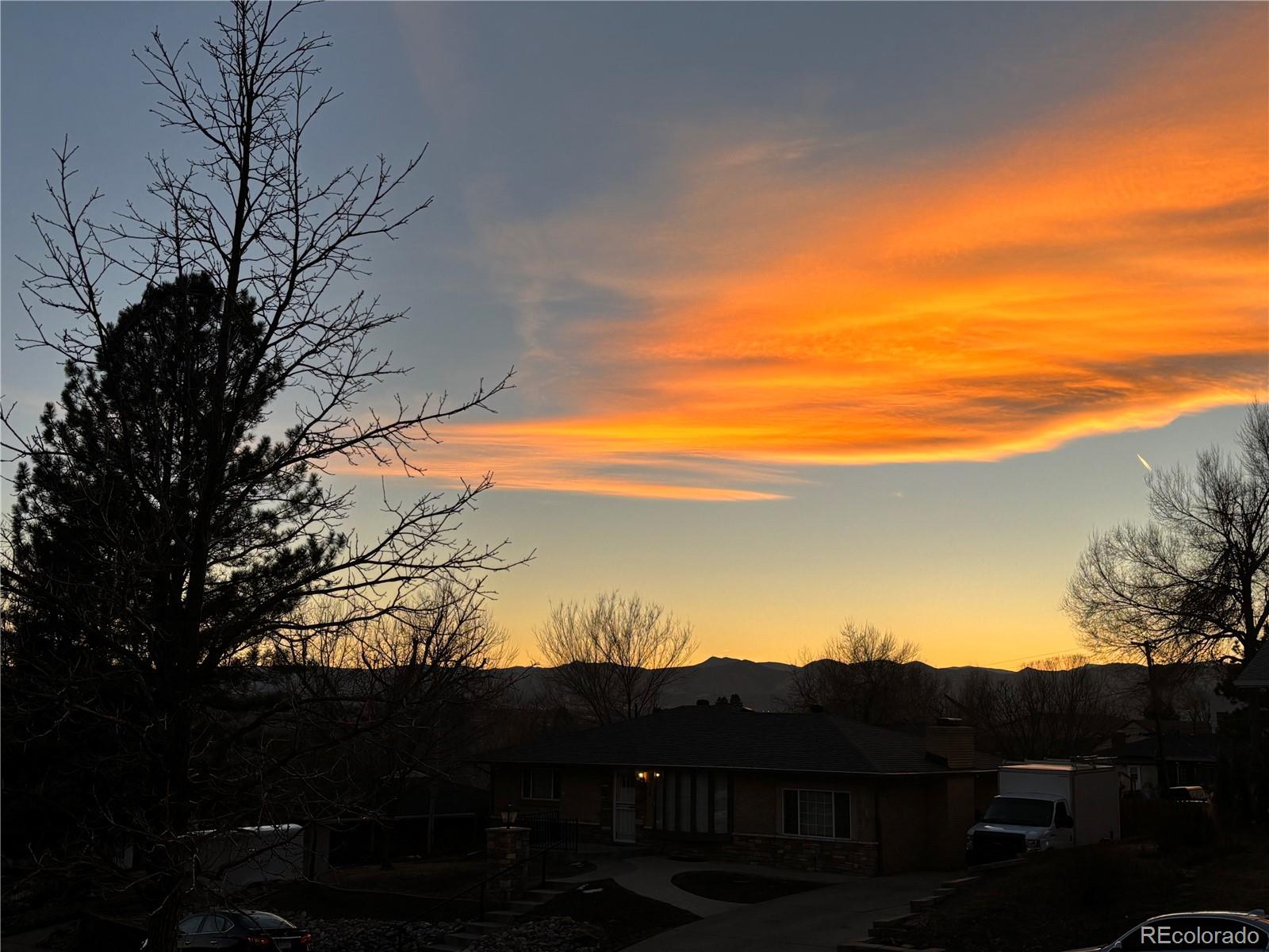 MLS Image #10 for 2704 s zurich court,denver, Colorado