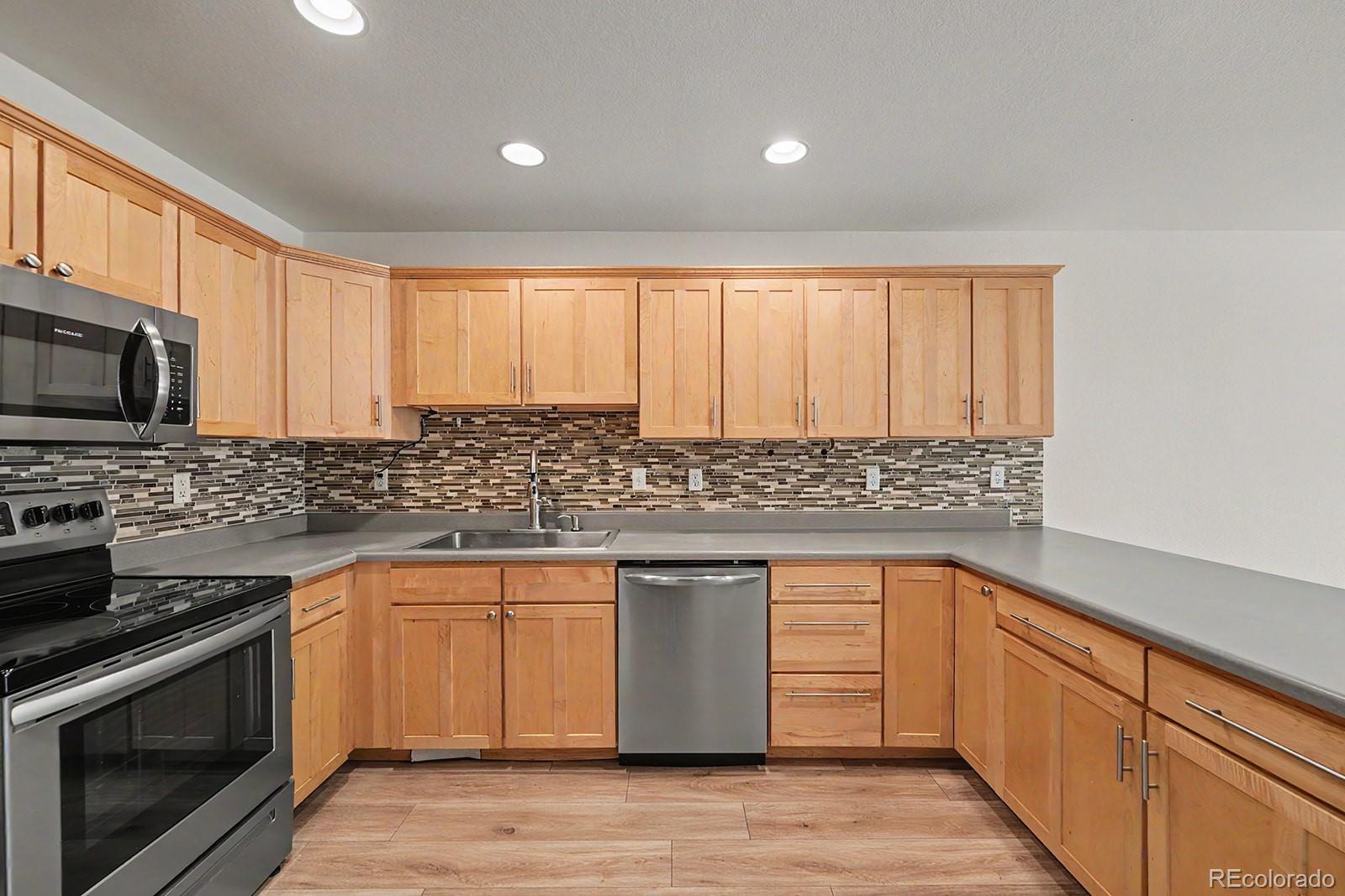 MLS Image #10 for 9771 e mexico avenue,aurora, Colorado